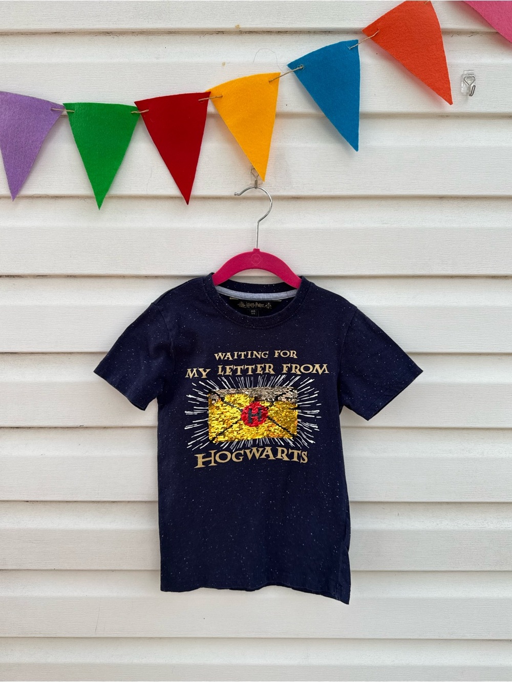 Warner Bros. Navy Kids' Hogwarts Sequin Envelope Tee - Picture 1 of 4